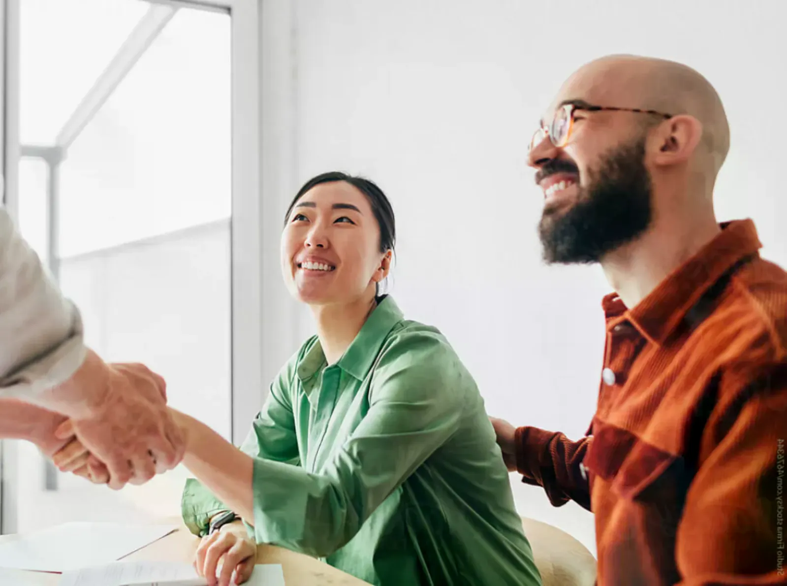 handshake-banner-image
